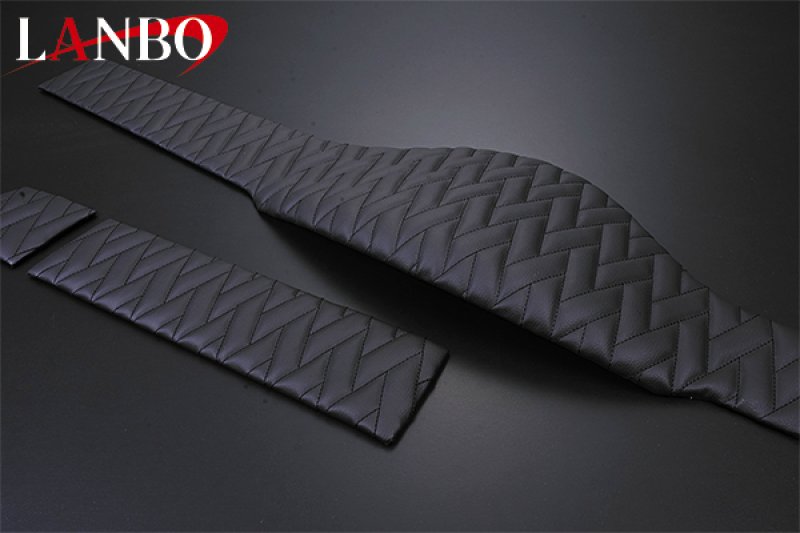 画像4: LANBO レザーダッシュボードパネル Type LUXE[ハイエース 200系標準ボディー］ (4)