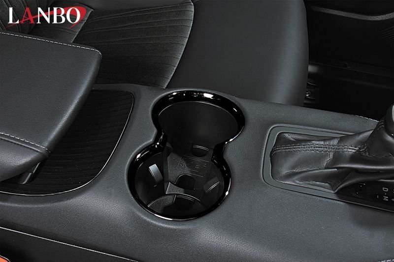 ピアノブラック