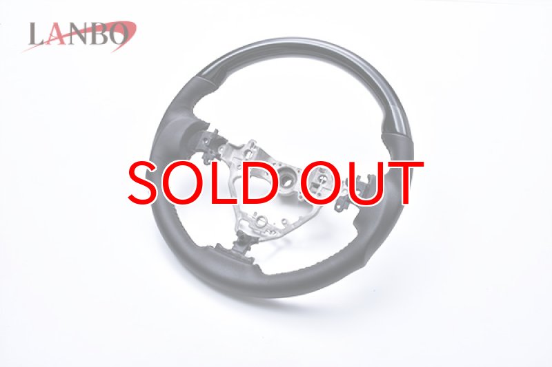 画像2: 【アウトレット】LANBO オリジナルステアリング ガングリップ  ゴールドステッチ [60系ハリアー・NOAH/VOXY/Esquire 80系］ (2)