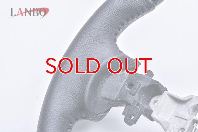 画像3: 【アウトレット】LANBO オリジナルステアリング ノーマルグリップ  [60系ハリアー・NOAH/VOXY/Esquire 80系］ (3)