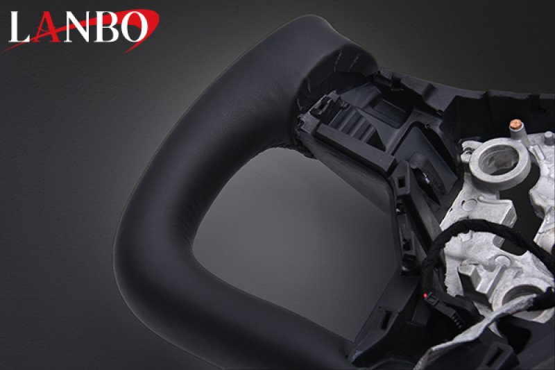 画像14: LANBO ヨークデザイン ステアリング  テスラ model-Y 2021.9- (14)