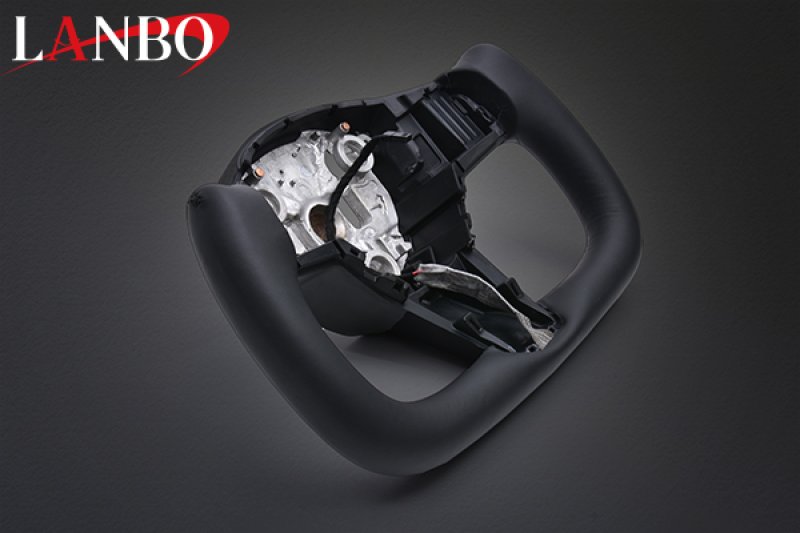 画像11: LANBO ヨークデザイン ステアリング  テスラ model-Y 2021.9- (11)
