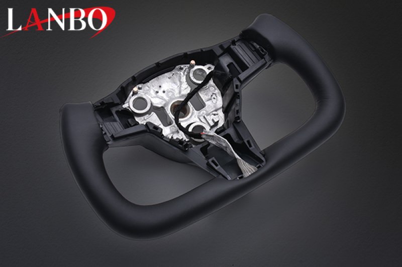 画像12: LANBO ヨークデザイン ステアリング  テスラ model-Y 2021.9- (12)