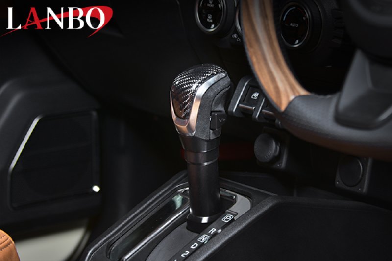 画像2: LANBO プレミアムカーボンシフトノブ［JIMNY/SIERRA JB64］ (2)