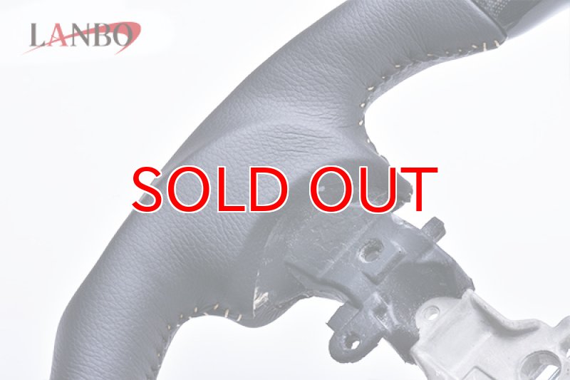 画像5: 【アウトレット】LANBO オリジナルステアリング ガングリップ  ゴールドステッチ [60系ハリアー・NOAH/VOXY/Esquire 80系］ (5)