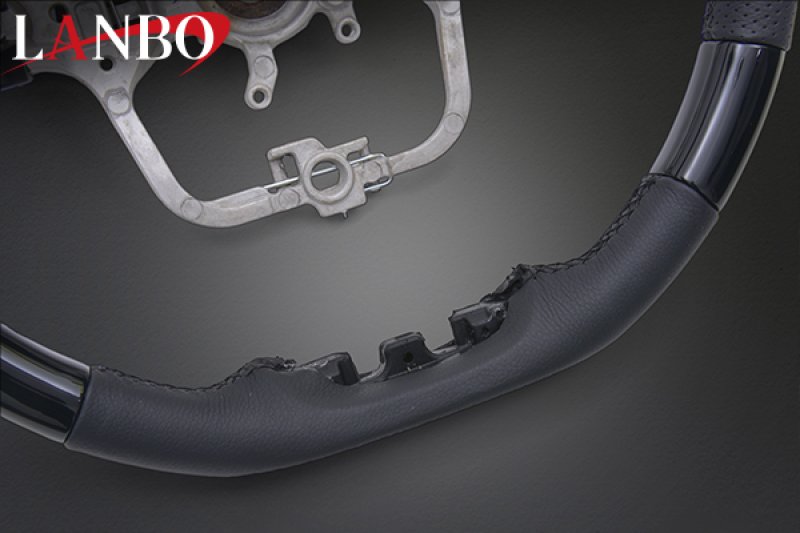 画像17: LANBO オリジナルステアリング［NOAH/VOXY ZWR90・95W/MZRA90・95W］ (17)