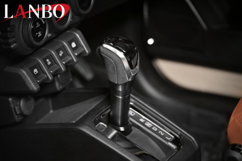 画像1: LANBO ロックボタン式シフトノブ［JIMNY JB64 ］ (1)