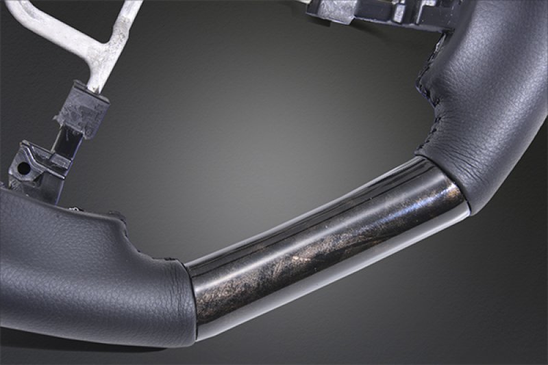 画像6: LANBO オリジナル ステアリング D型ガングリップ［ハイエース 200系4-8型］ (6)