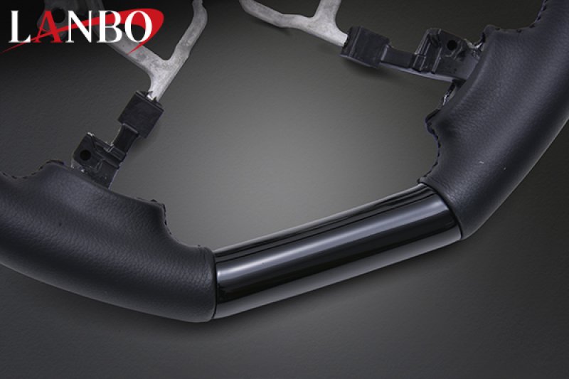 画像18: LANBO オリジナル ステアリング D型ガングリップ［ハイエース 200系4-8型］ (18)