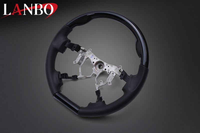 画像15: LANBO オリジナル ステアリング D型ガングリップ［ハイエース 200系4-8型］ (15)