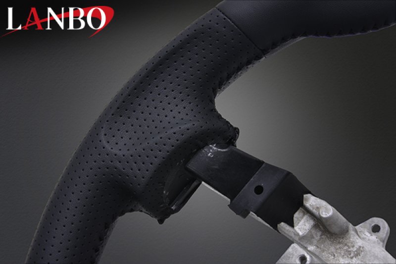 画像28: LANBO オリジナル ステアリング D型ガングリップ［ハイエース 200系4-8型］ (28)