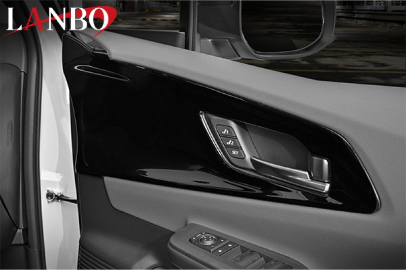 画像2: LANBO  ドアトリムパネル【プリウス MXWH/ZVW60・65】 (2)