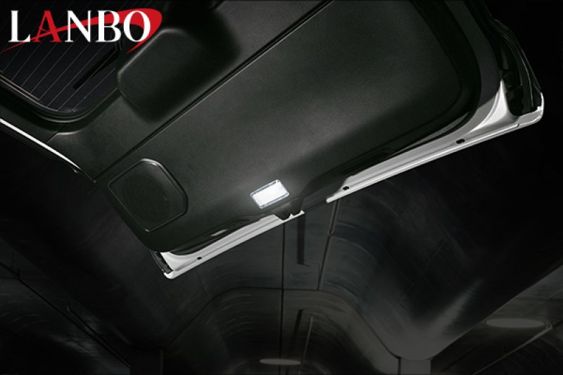 画像1: LANBO バックドアLEDランプ［ランドクルーザー250 GDJ250W/TRJ250W］ (1)
