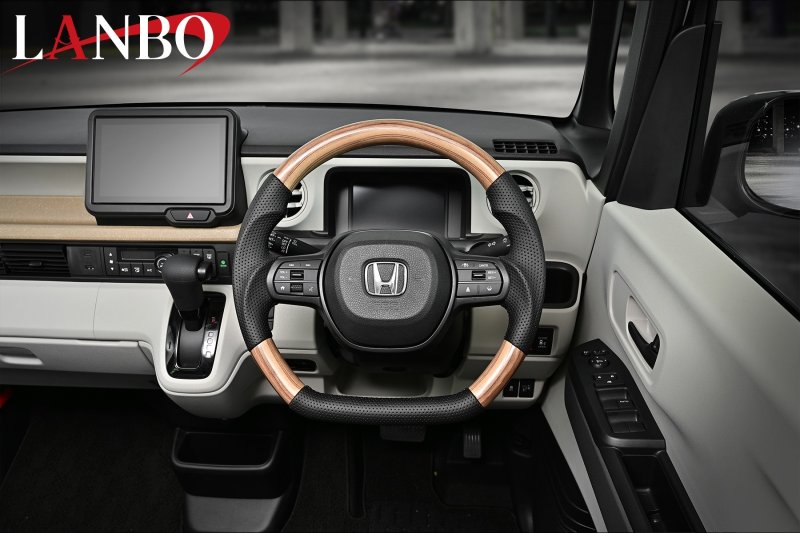 画像2: LANBO オリジナルステアリング ガングリップ［フリード　GT系］ (2)