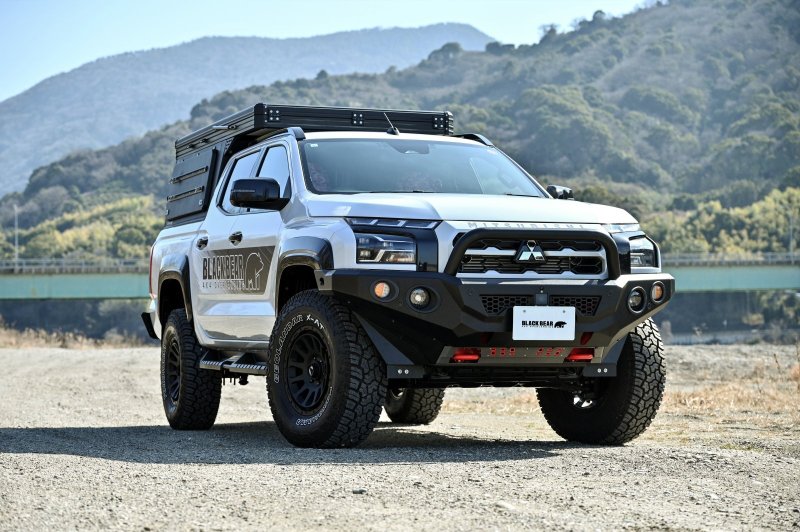 画像2: BLACK BEAR フロントアイアンバンパー［トライトン   LC2T］ (2)