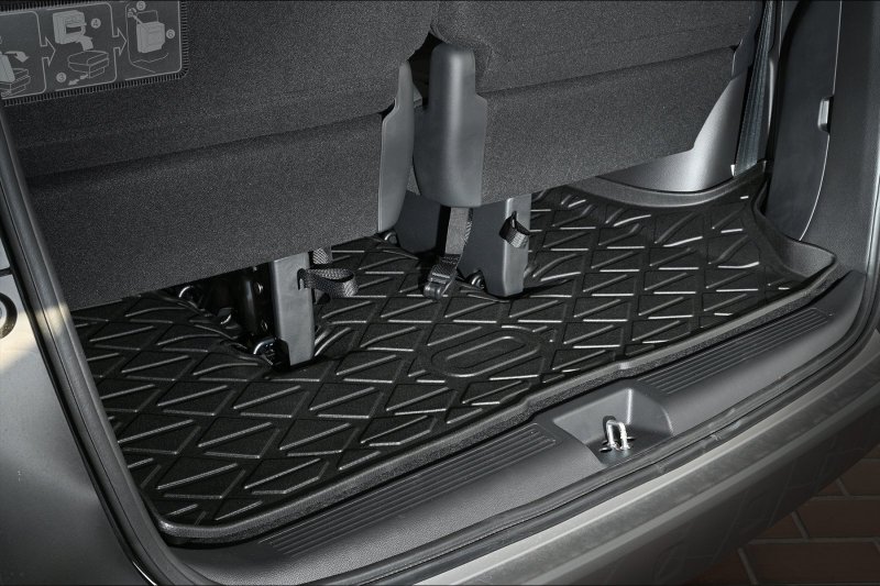 画像4: LANBO 3Dラゲッジマット ［FREED / FREEDe:HEV  GT1-8  6人乗り用］ (4)