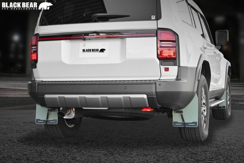 画像2: BLACK BEAR リアトーイングフック 　ランドクルーザー250 [GDJ250W/TRJ250W］ (2)