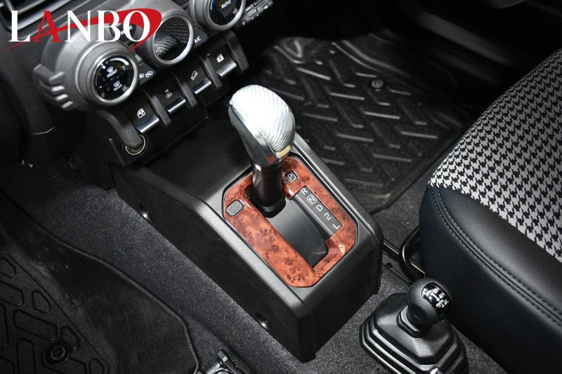 画像2: LANBO  シフトゲートパネル【JIMNY［JB64W］/SIERRA［JB74W］/NOMADE［JC74W］】 (2)